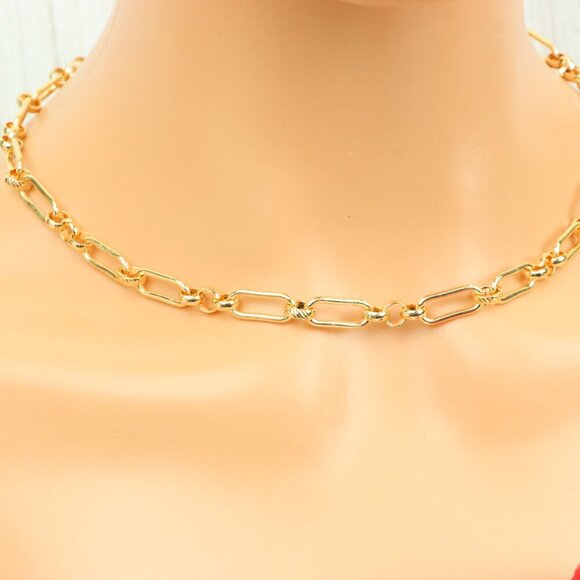 "Minimalist & Elegant Necklace Chain – Perfect for Women & Girls | UNVRC1564 - Picture 1 of 10